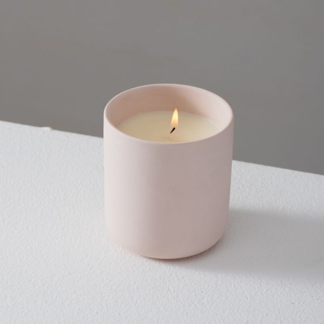 matte-ceramic-candle-jars-bulk-with-minimalist-design