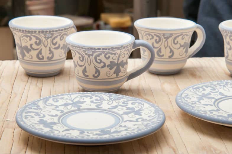 Types of glazes for ceramic tableware, underglaze-2