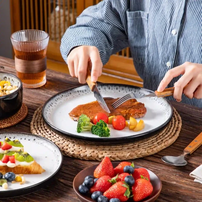 Restaurant Dishware Wholesale, Black & White Crockery Bulk
