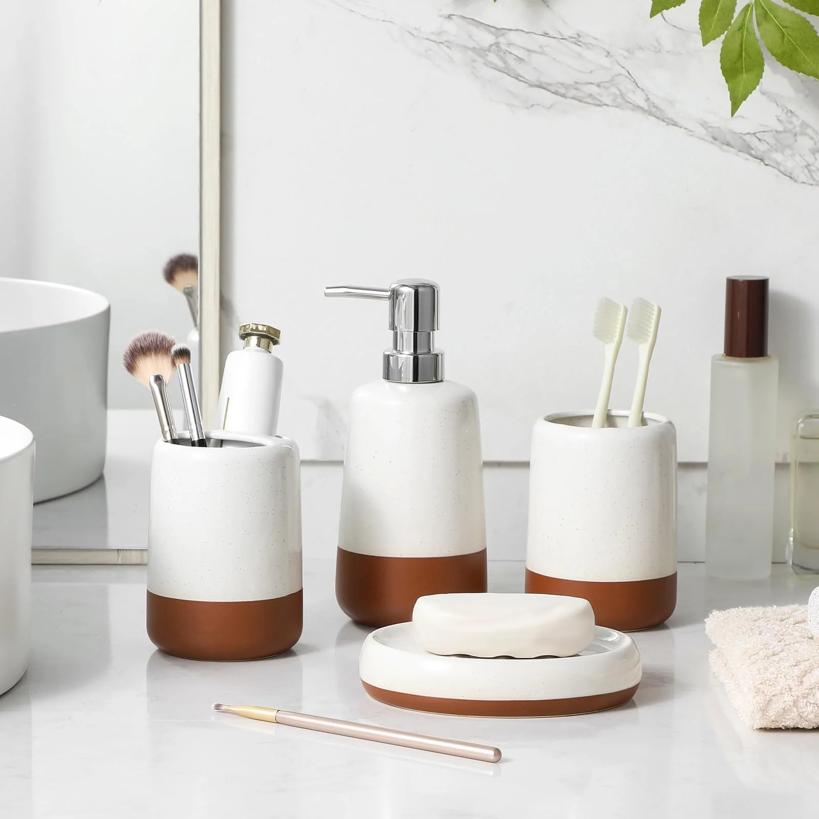 modern-customized-bathroom-set-ceramic-bathroom-accessories-wholesale-2