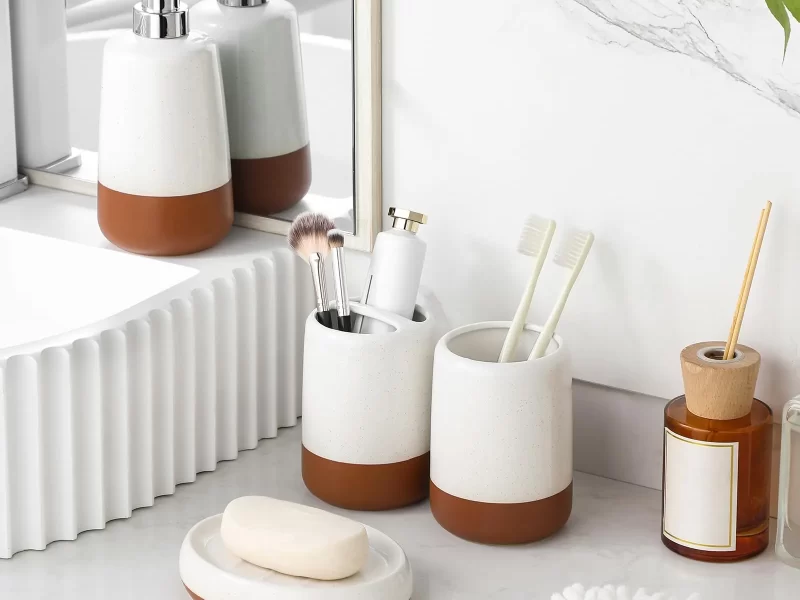 modern-customized-bathroom-set-ceramic-bathroom-accessories-wholesale-1