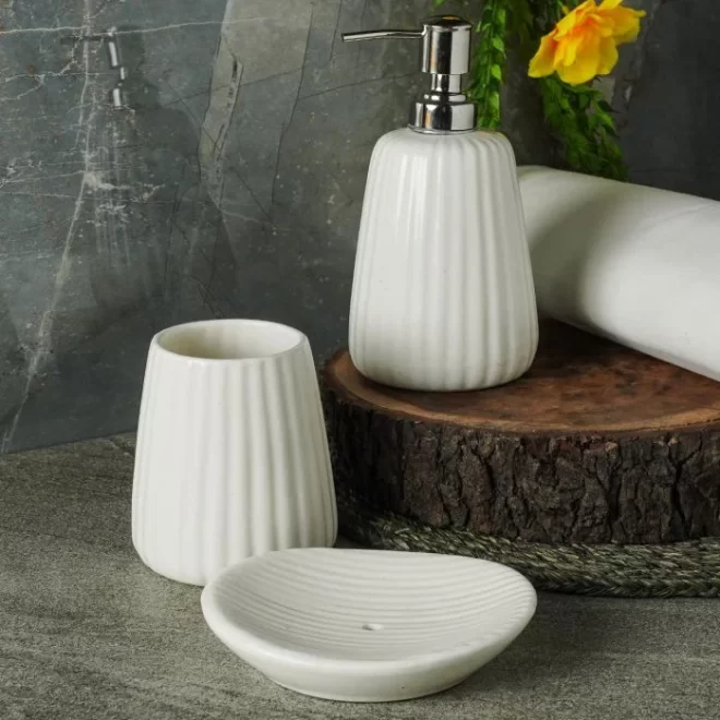white-bathroom-set-in-bulk-3-piece-hotel-ceramic-bathroom-supplies-4