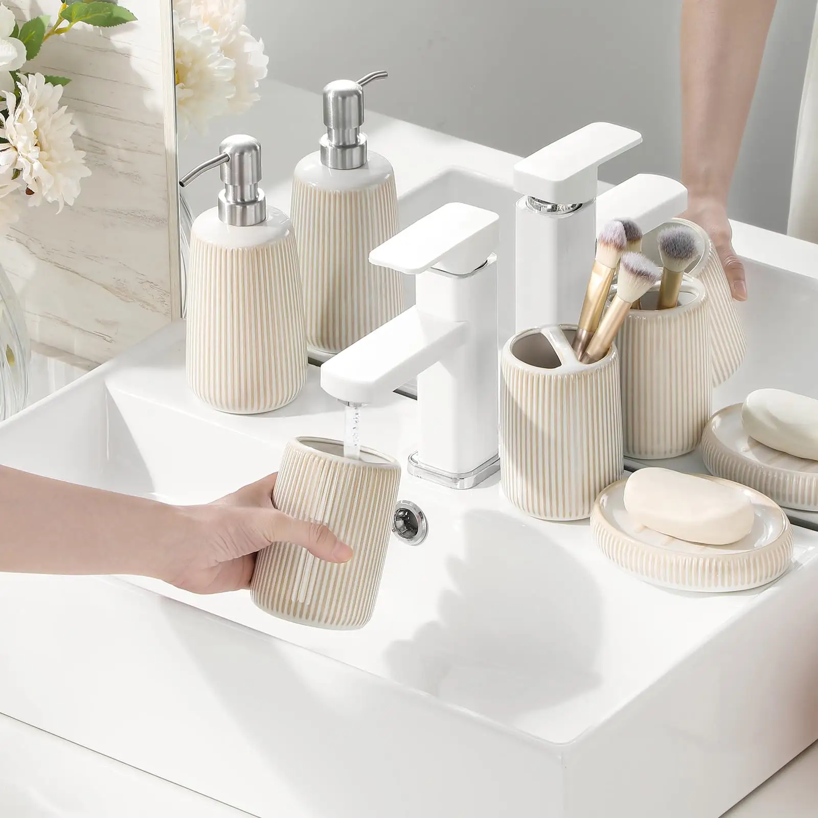 factory-direct-ceramic-4-piece-bathroom-set-in-bulk-5