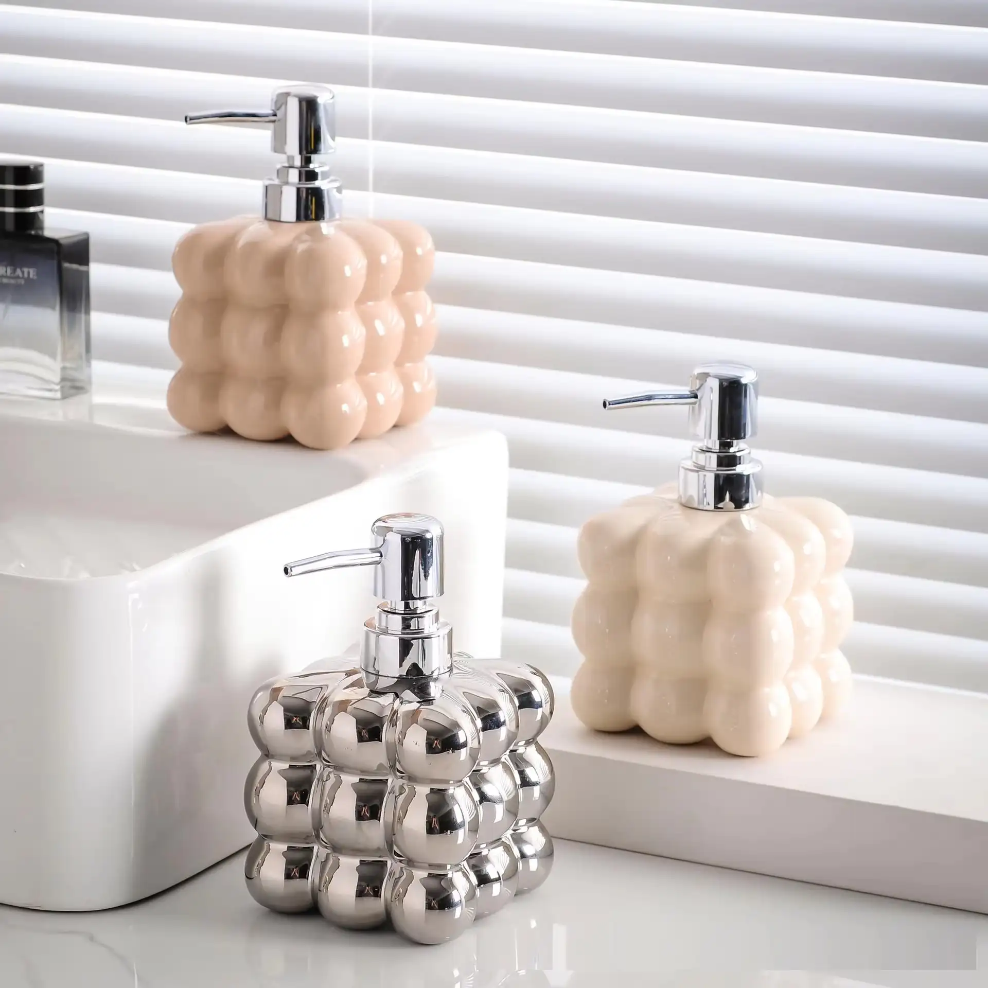 unique-custom-soap-dispenser-ceramic-bulk-liquid-soap-bottle-3