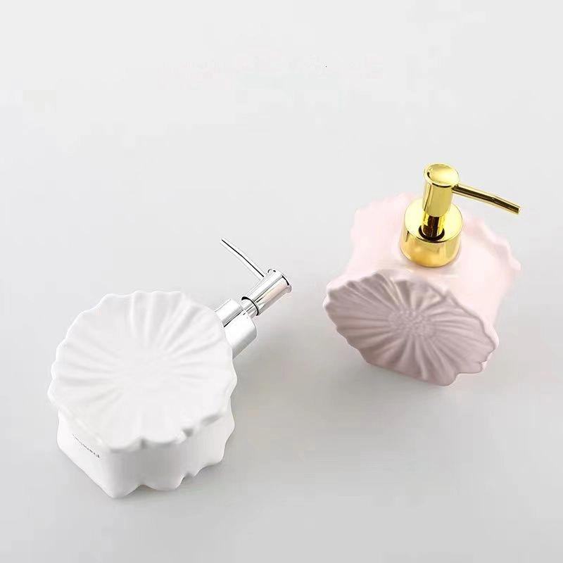 bulk-custom-soap-dispenser-bottle-with-flower-shape-3