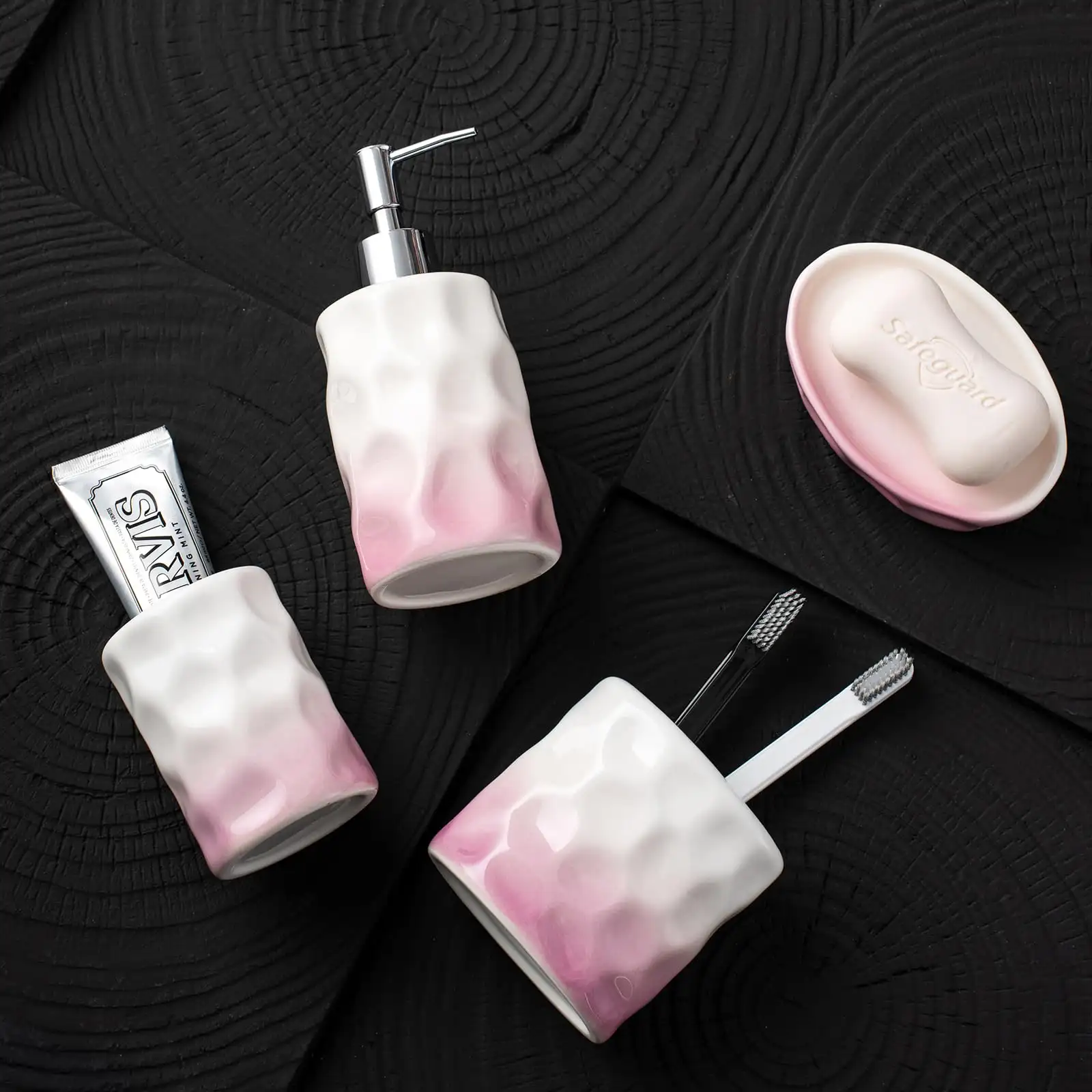 ceramic-gradient-pink-bathroom-accessories-5