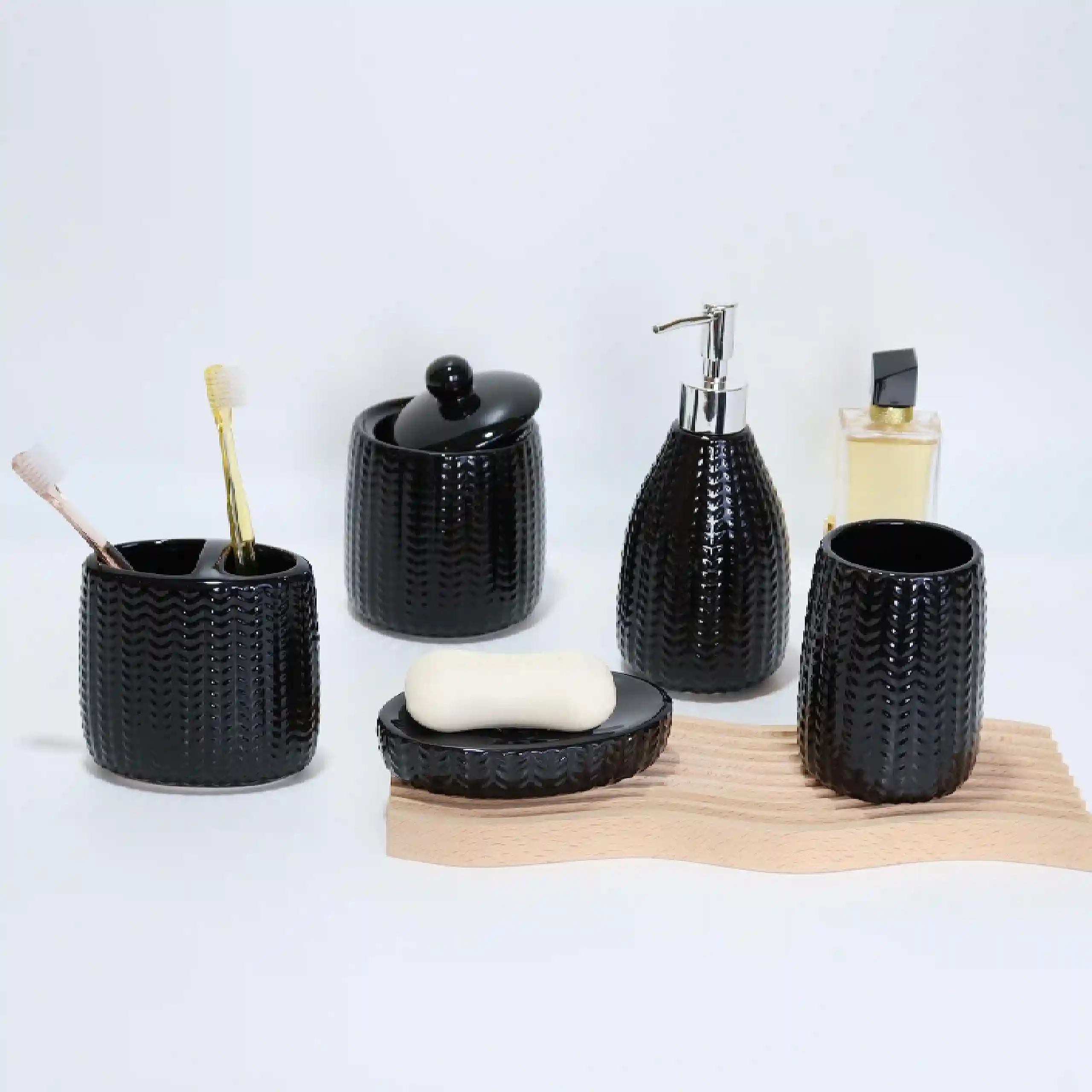 custom-bathroom-set-accessories-5-piece-black-full-set-bulk-1