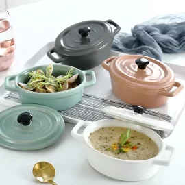 Vente en gros de plats à four, fourniture d'ustensiles de cuisson en céramique